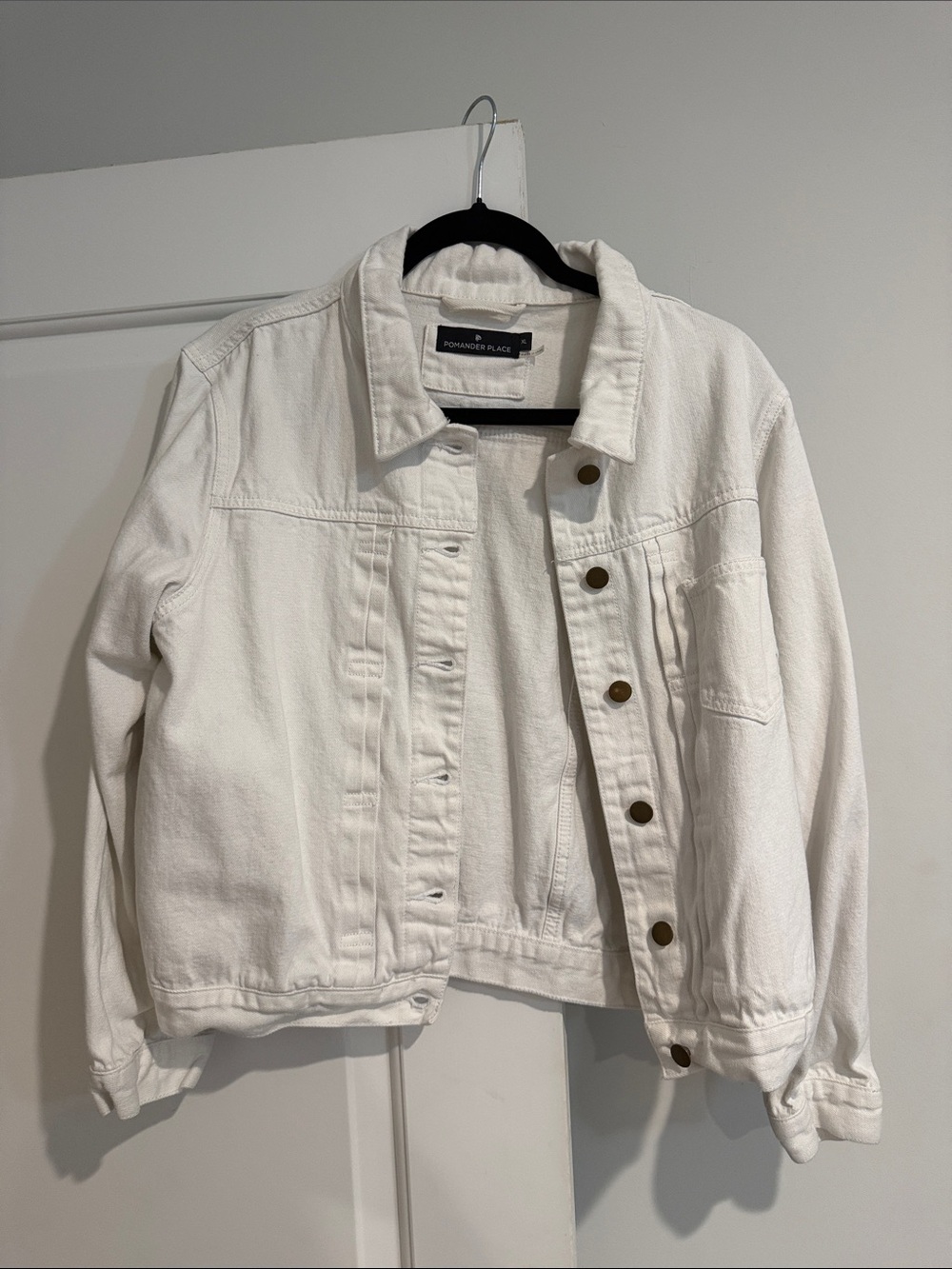 Pomander Place XL Tuckernuck White Denim Jean Jacket - Button-Front Classic